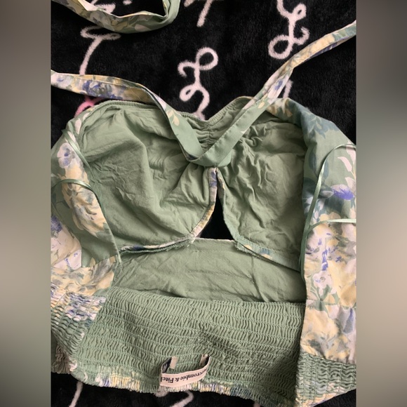 Abercrombie Poplin Knot-Front Halter Top - Picture 3 of 5